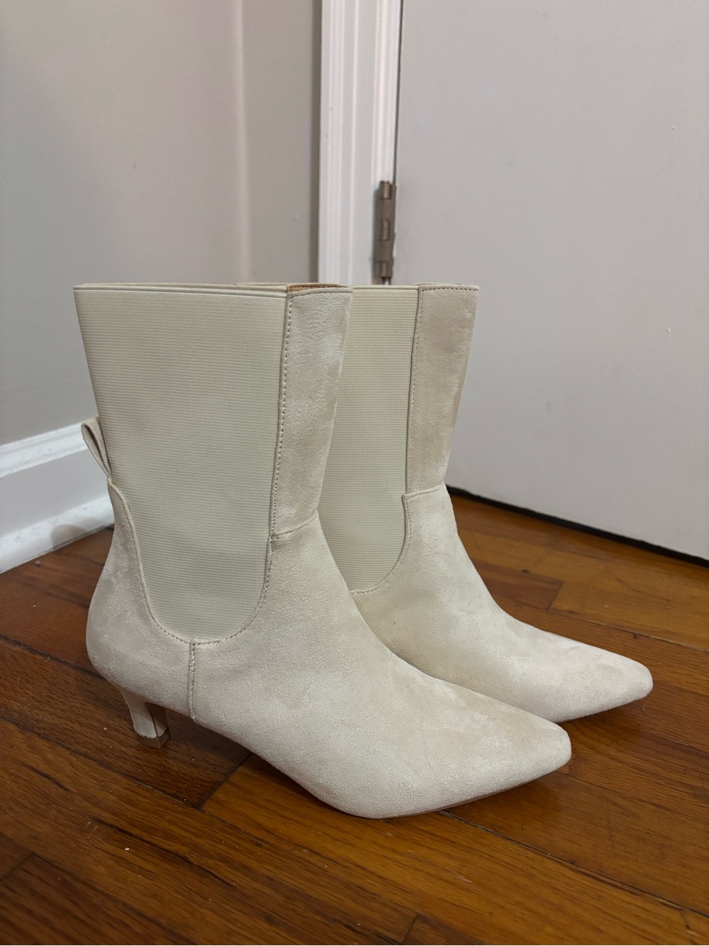 Cream Suede Mid-Calf Kitten Heel Boots - Unbranded
